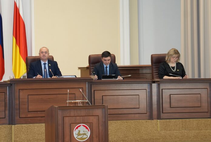 Растдзинад