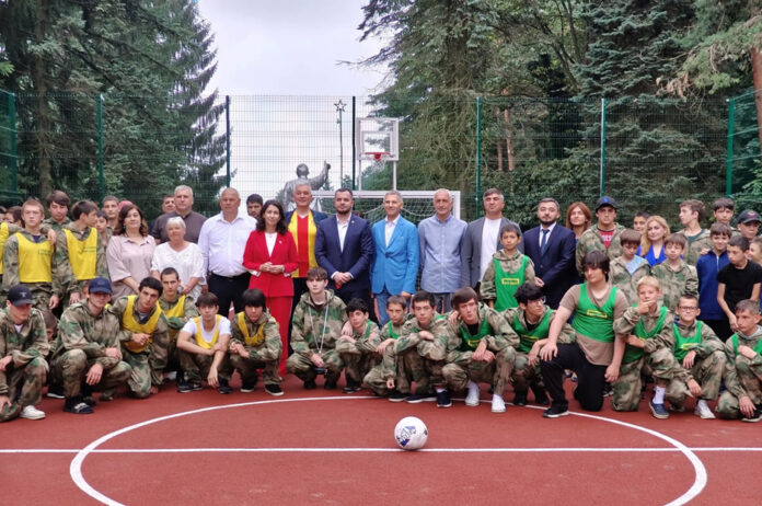 спорт